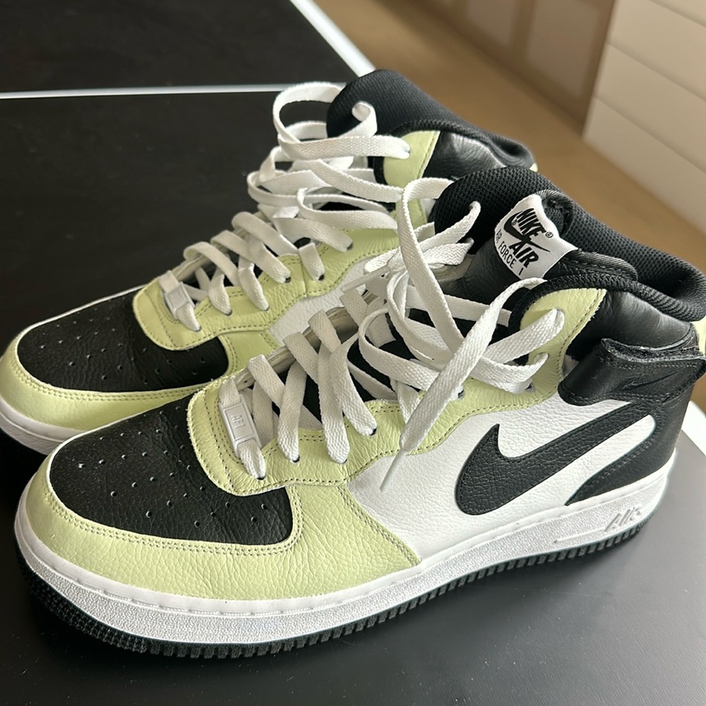 Nike Air Force 1. Size 10